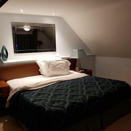 Ye Olde Red Lion Bed and Breakfast Newbury  Exteriör bild