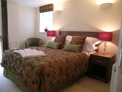Ye Olde Red Lion Bed and Breakfast Newbury  Exteriör bild