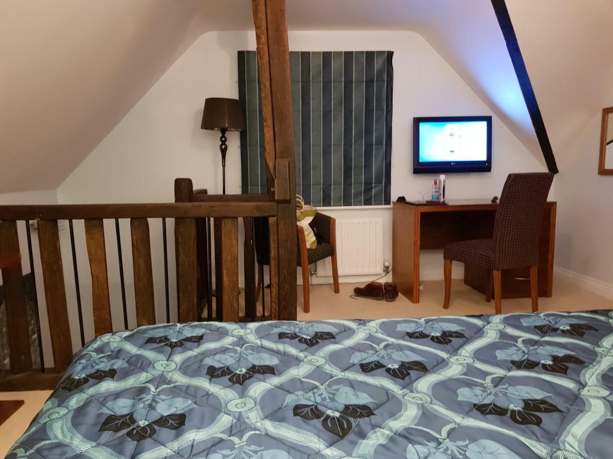 Ye Olde Red Lion Bed and Breakfast Newbury  Exteriör bild